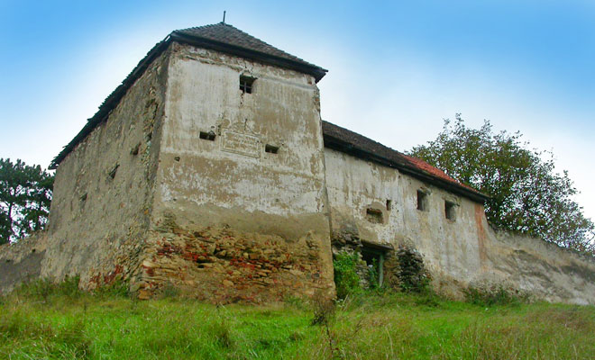 Cetatea Jimbor din comuna Homorod - wikimedia