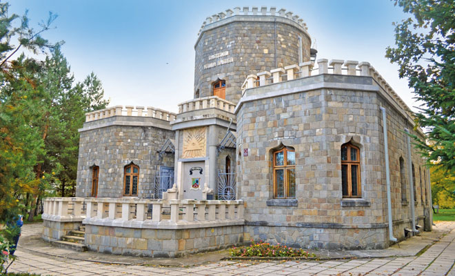 Castelul Iulia Hasdeu din orașul Câmpina, județul Prahova «  LocuriDinRomania.ro