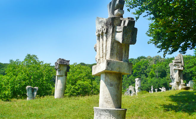 Tabara de Sculptura din comuna Magura - flickr